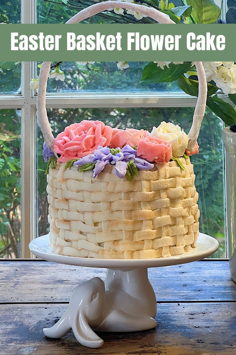 Yes, you read that correctly. Easter basket flower cake. Are you looking for a stunning centerpiece for your Easter table? This is it!