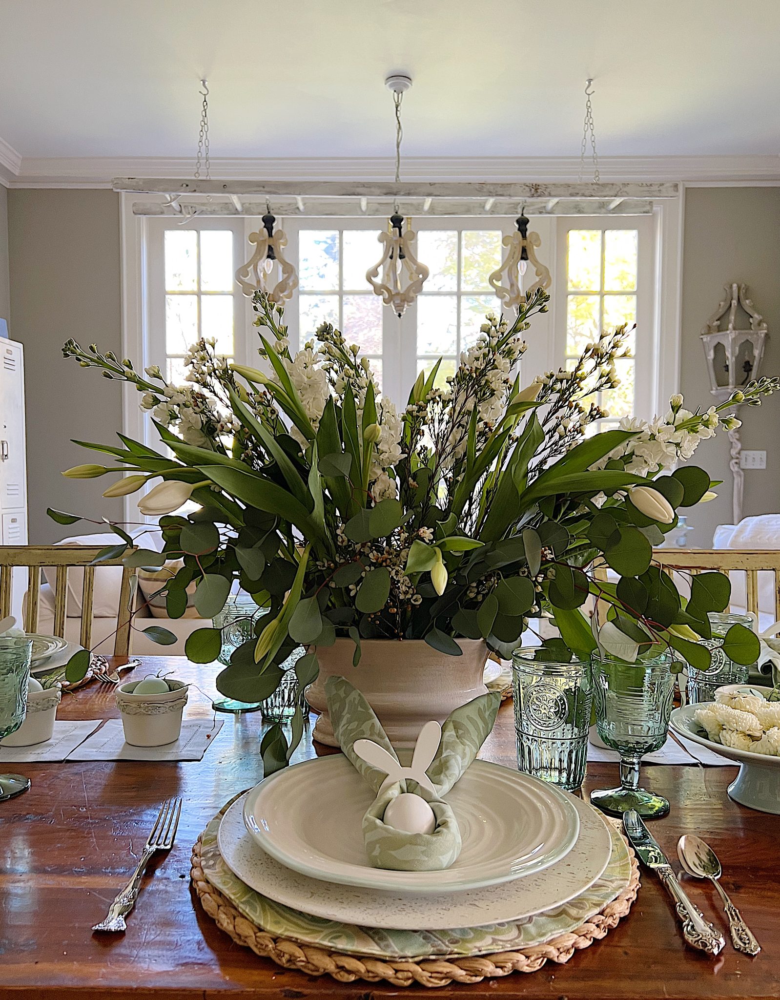 Easter Decor Table