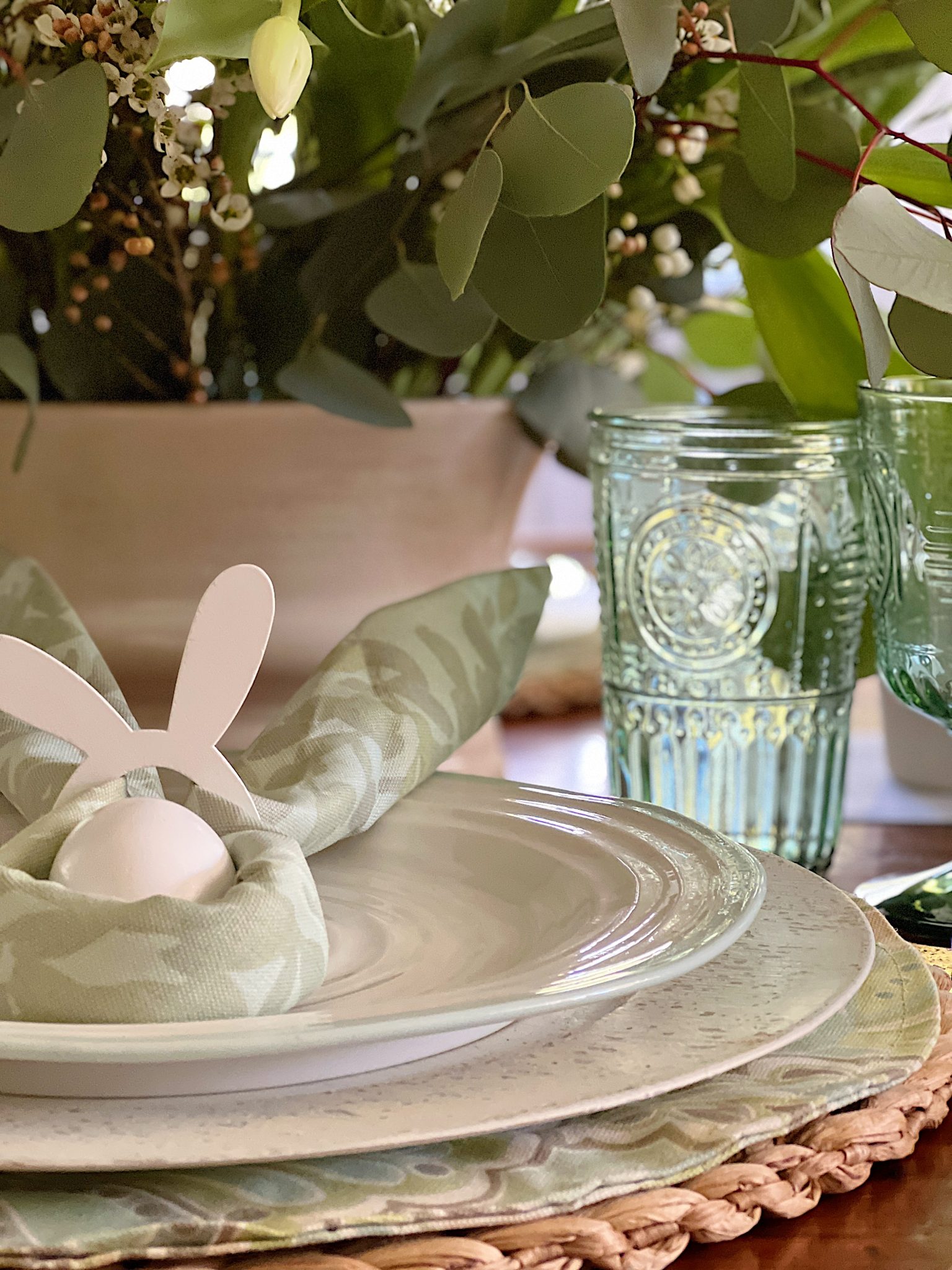 Easter Decor Table