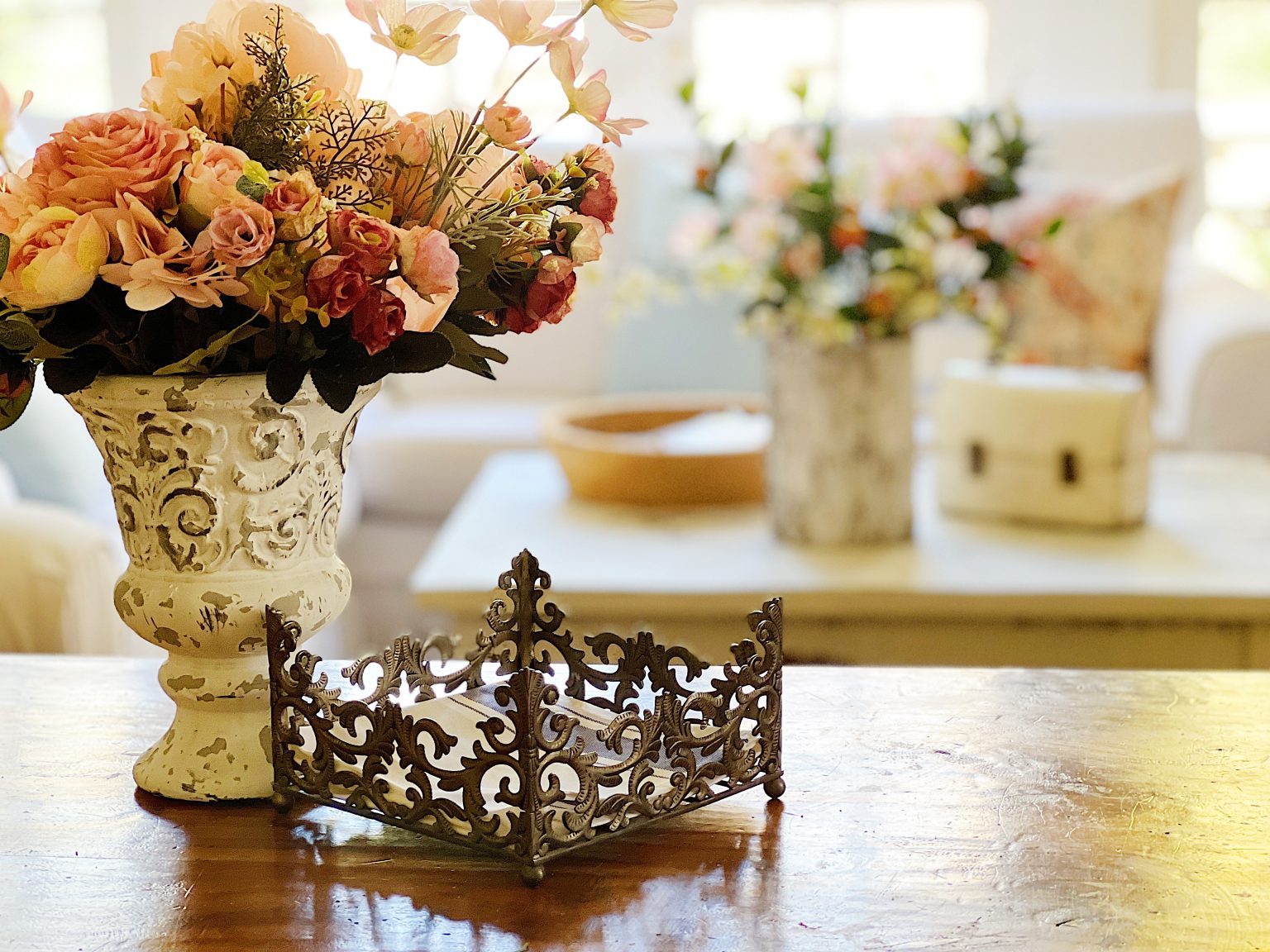 Family Room Spring Decor