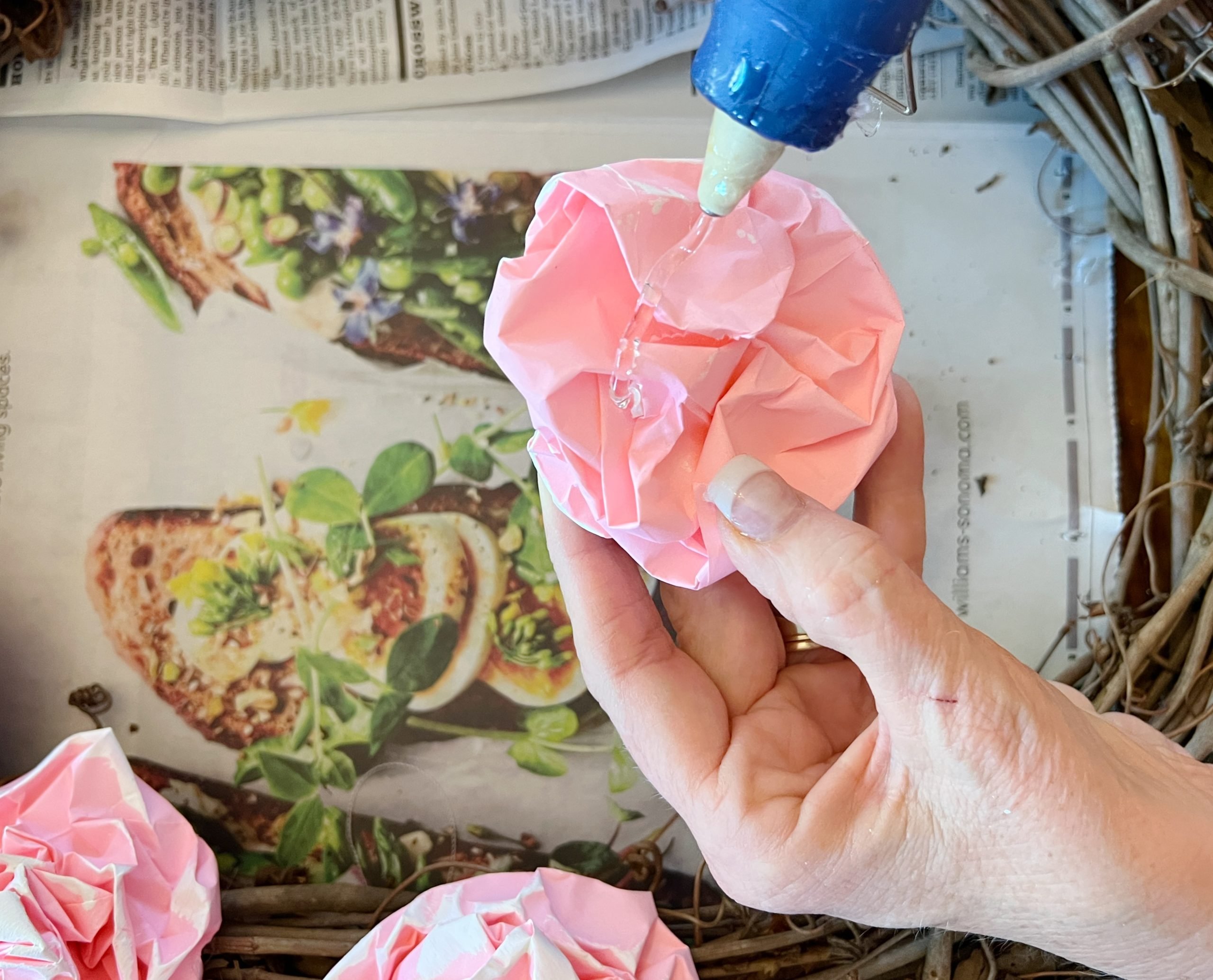 Make a Spring Wreath from a Small Lunch Bag.