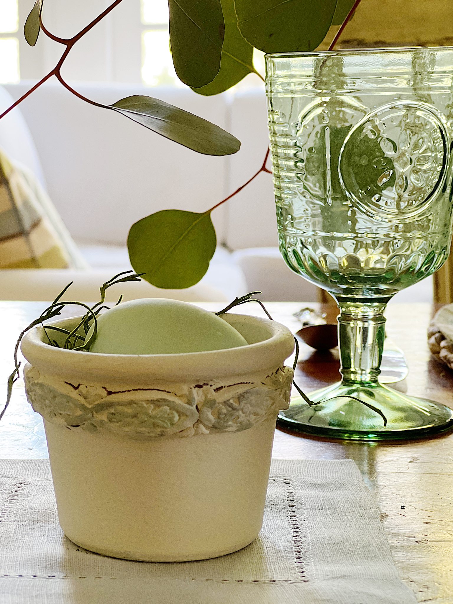 Terra Cotta Pots for Easter Table Decor