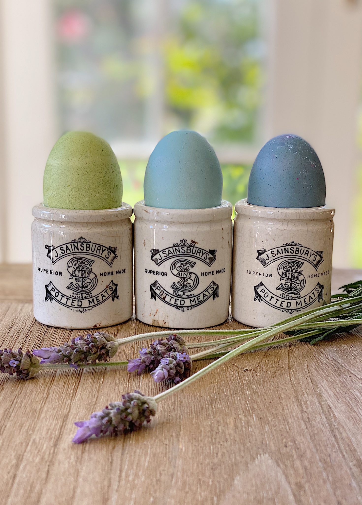 The Most Obvious Easter Decorations