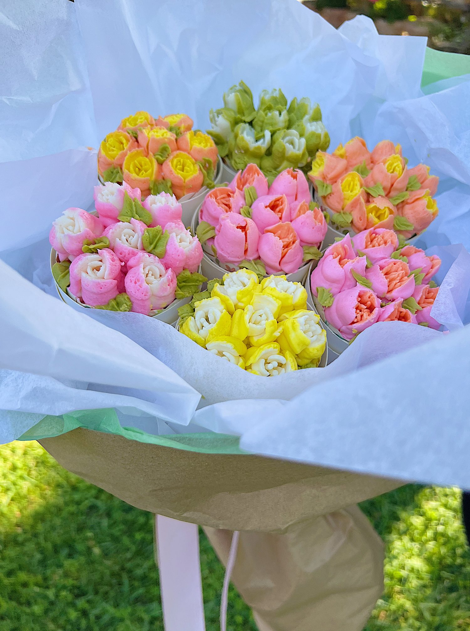 Flower Cupcake Bouquet 4