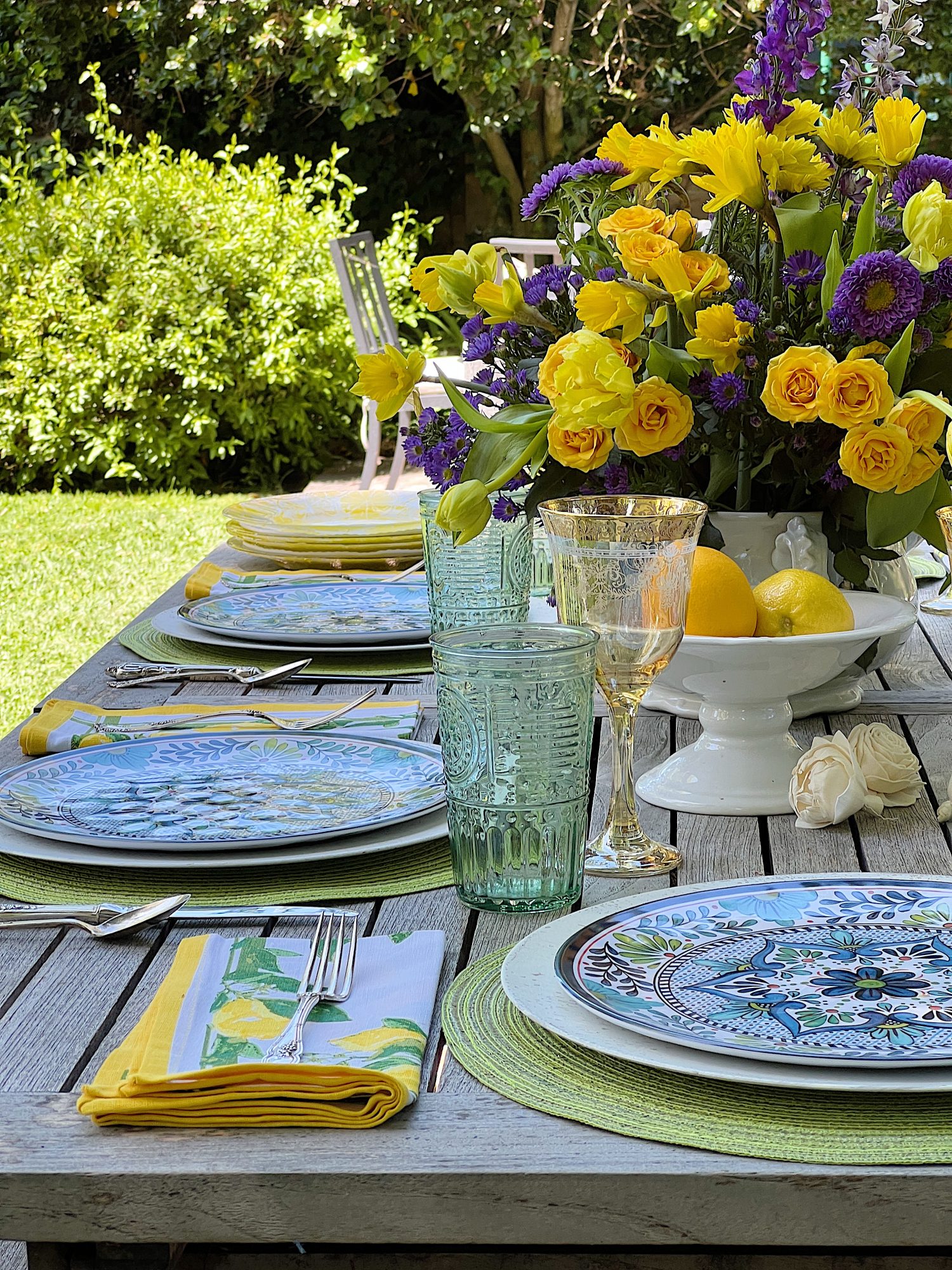 Lemon Decor for Your Table
