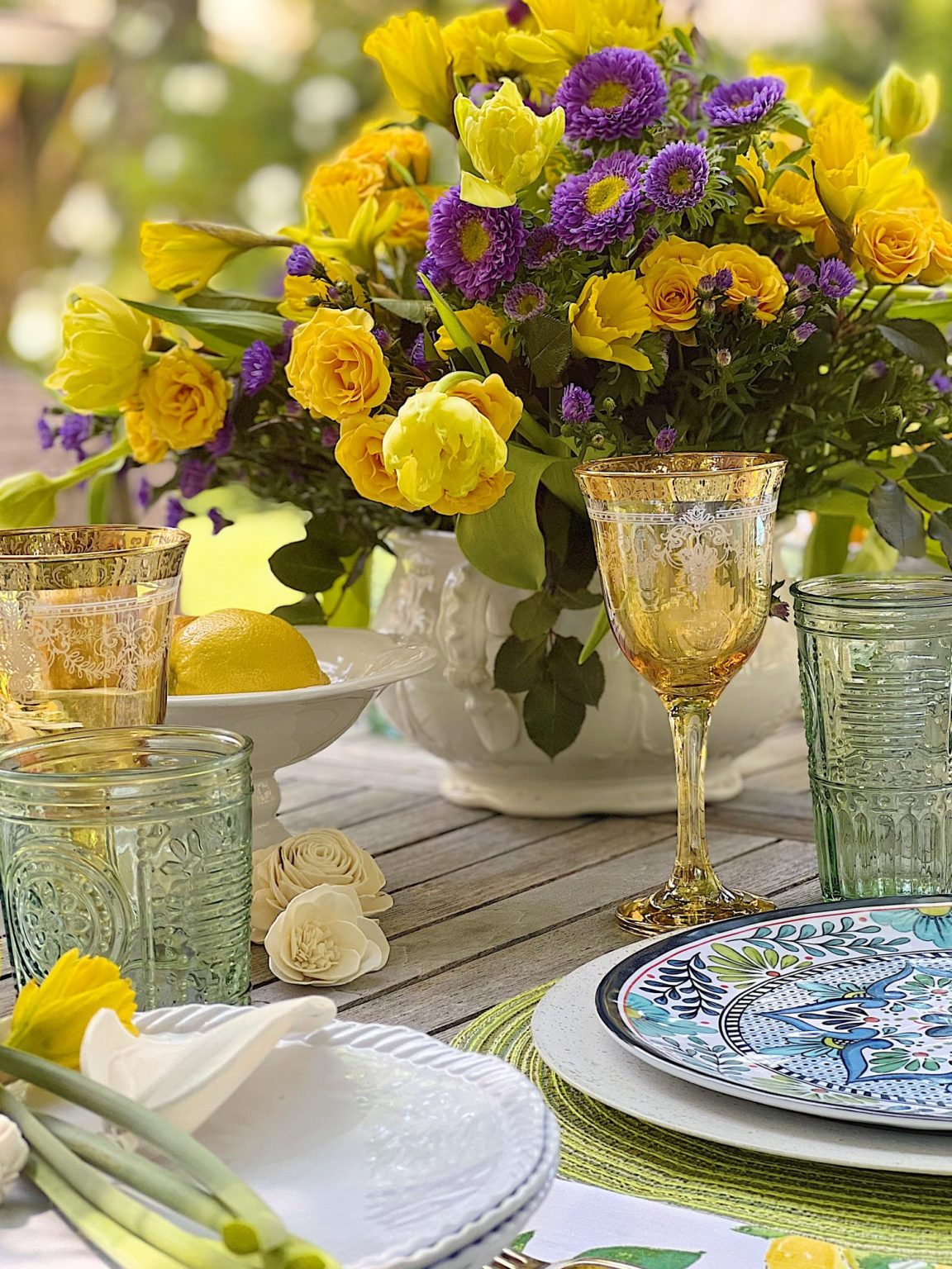 Lemon Decor for Your Table MY 100 YEAR OLD HOME