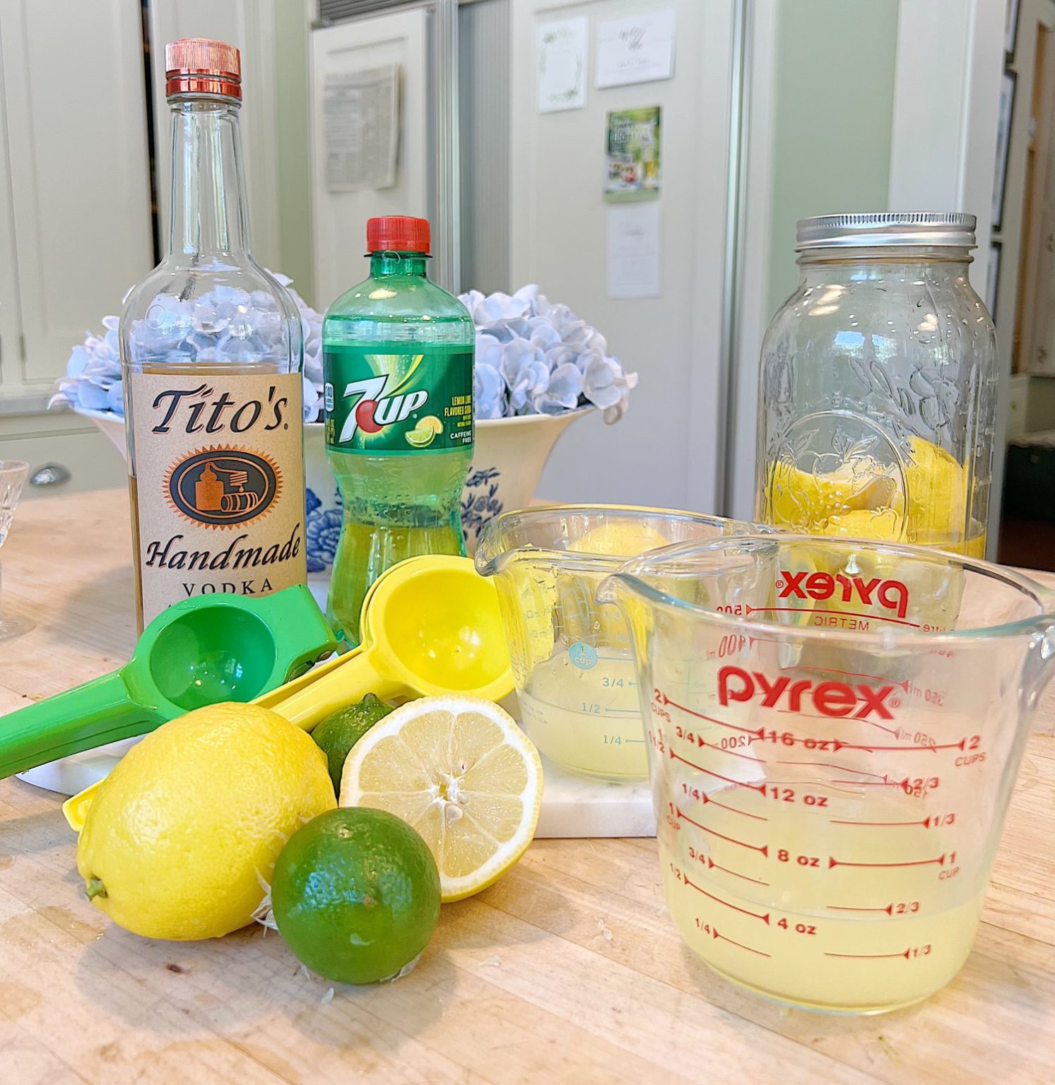 Lemon Vodka Drinks 2