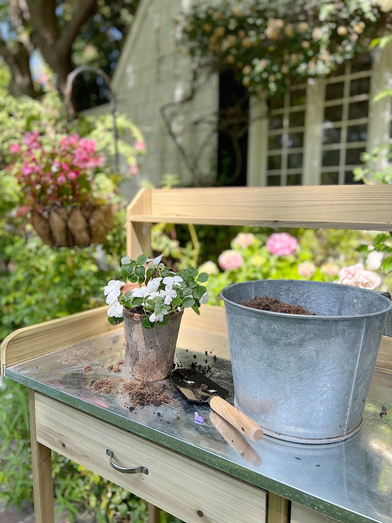 Five Reasons You Need a Potting Bench
