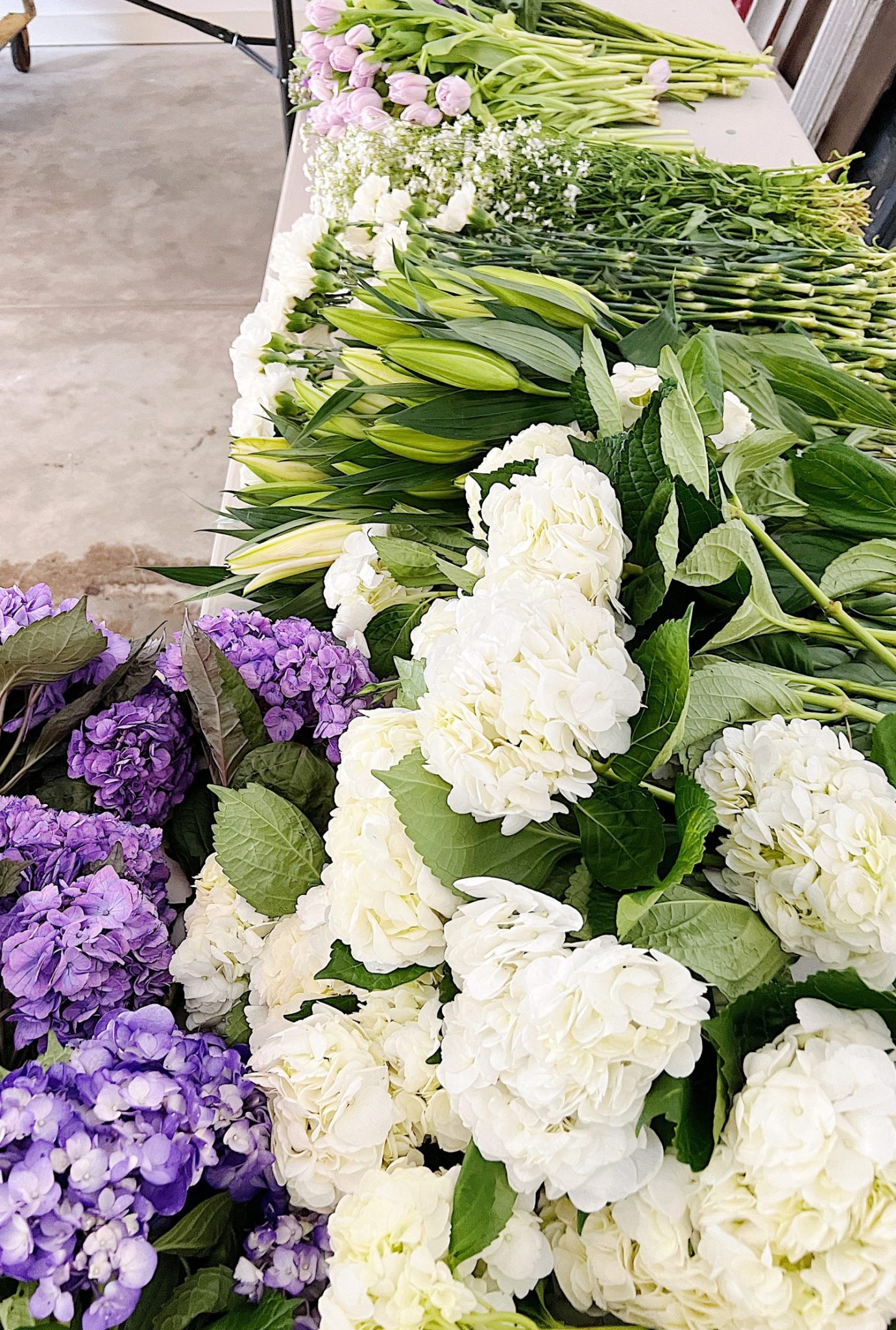 How to Make Affordable Summer Wedding Flowers
