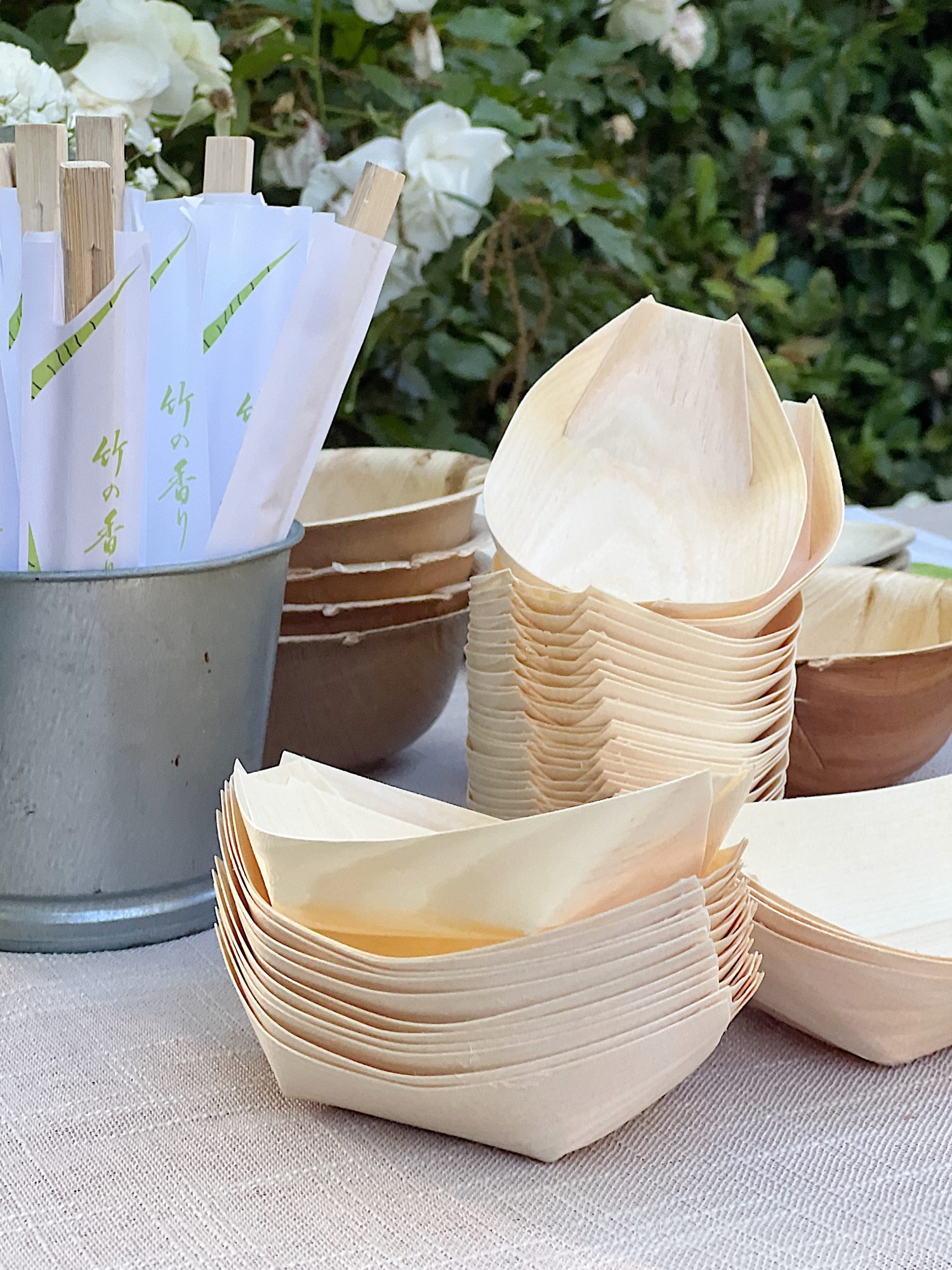 How to Plan a Wedding Backyard Party