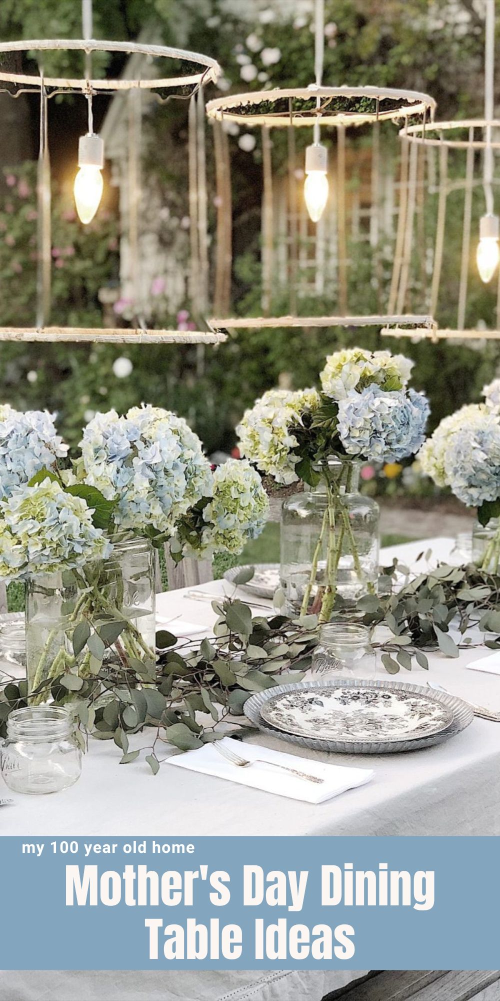 Mother’s Day is a day to celebrate all of the mothers in our lives. Here are some Mother's Day Dining Table ideas to help make the day easier.