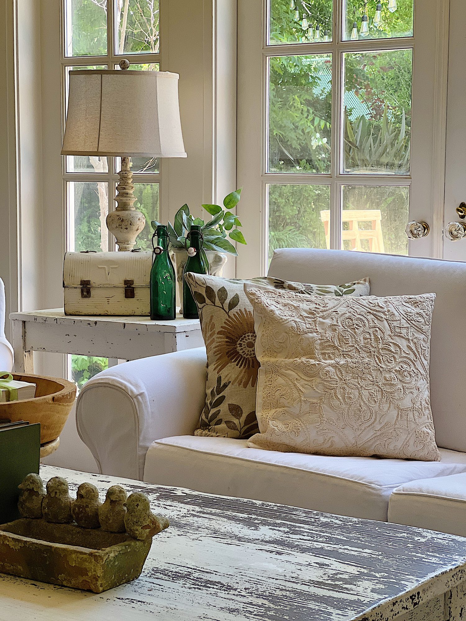 Summer Decor Ideas for the Family Room