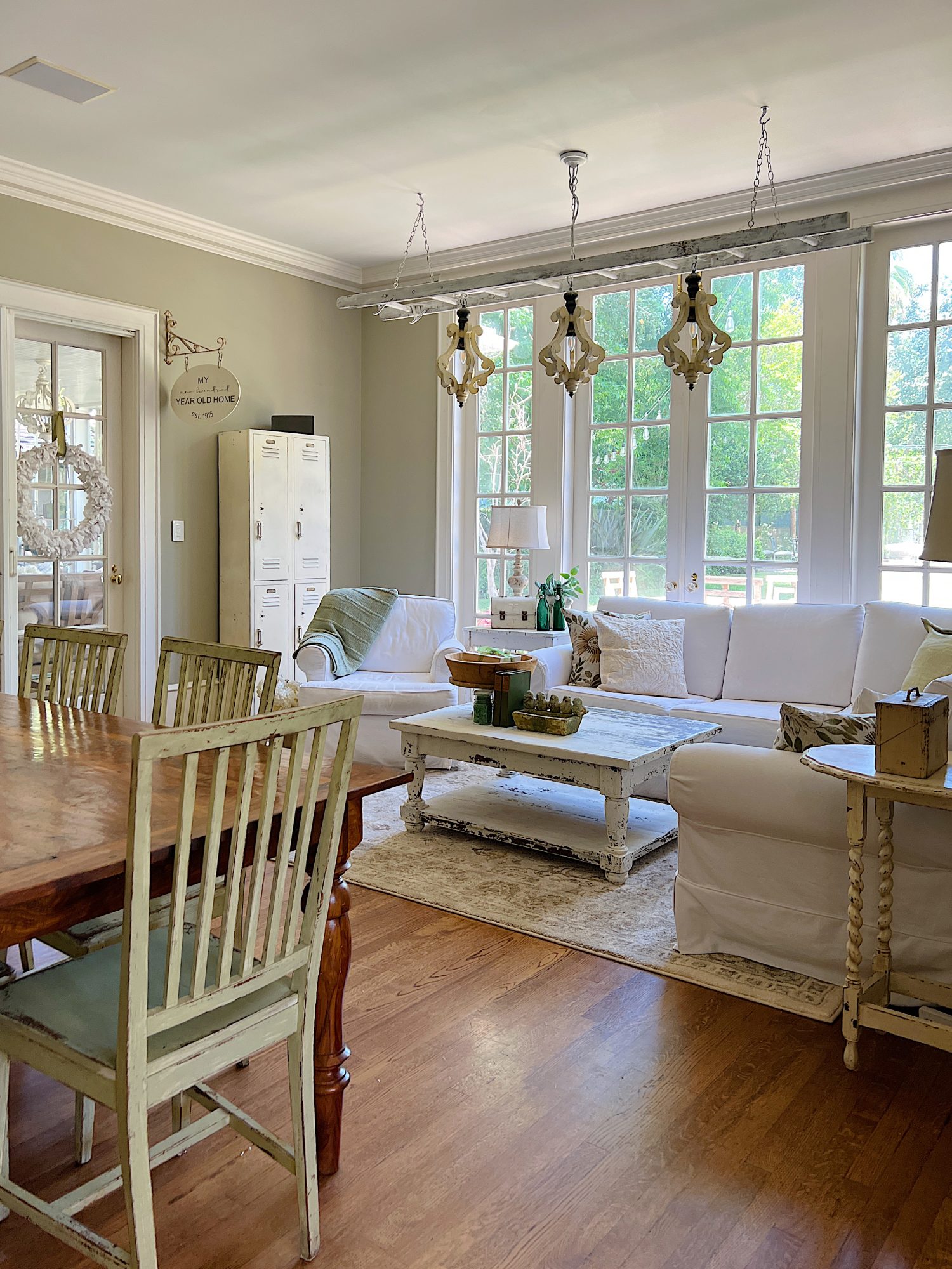 Summer Decor Ideas for the Family Room