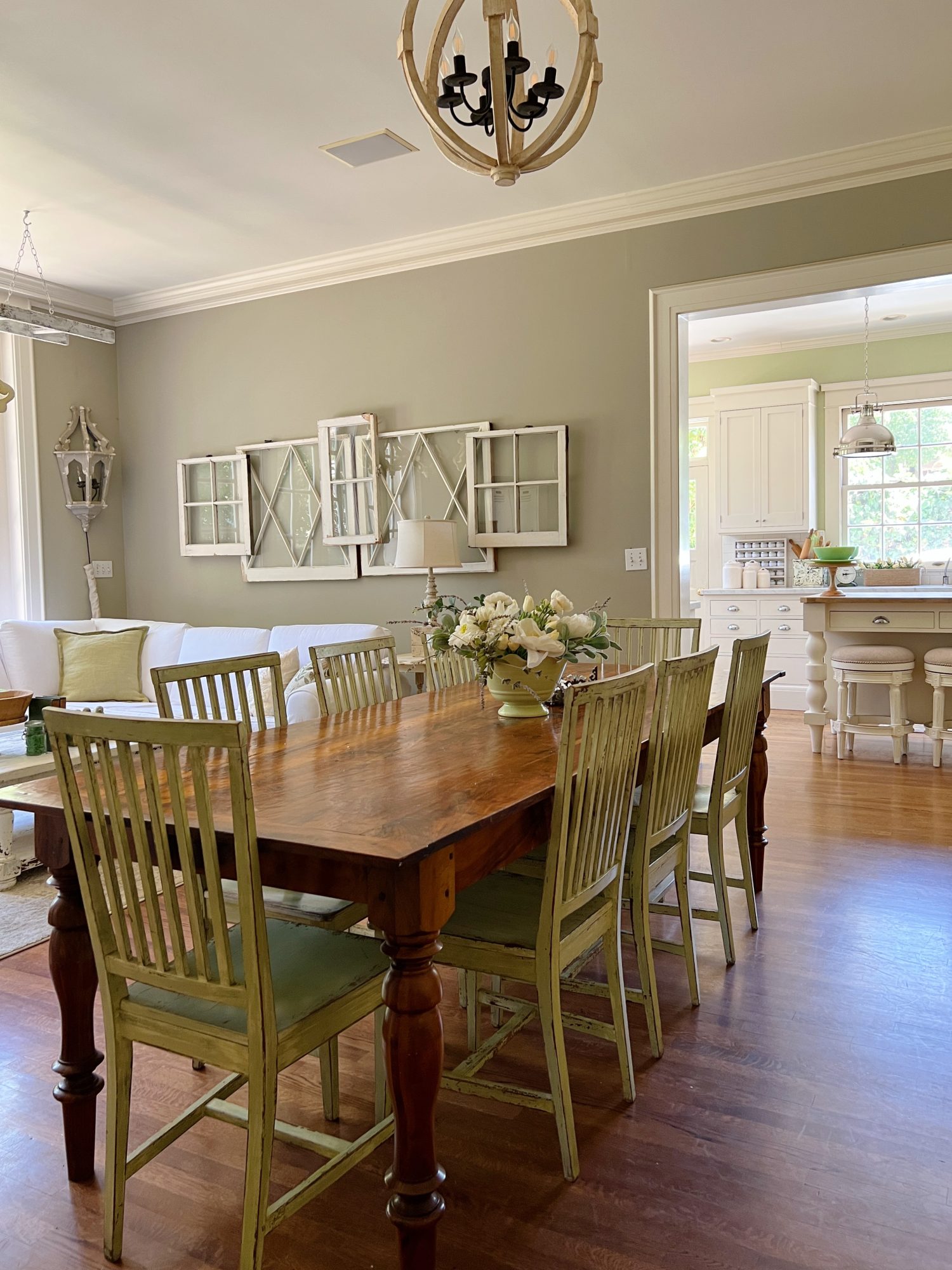 Summer Decor Ideas for the Family Room