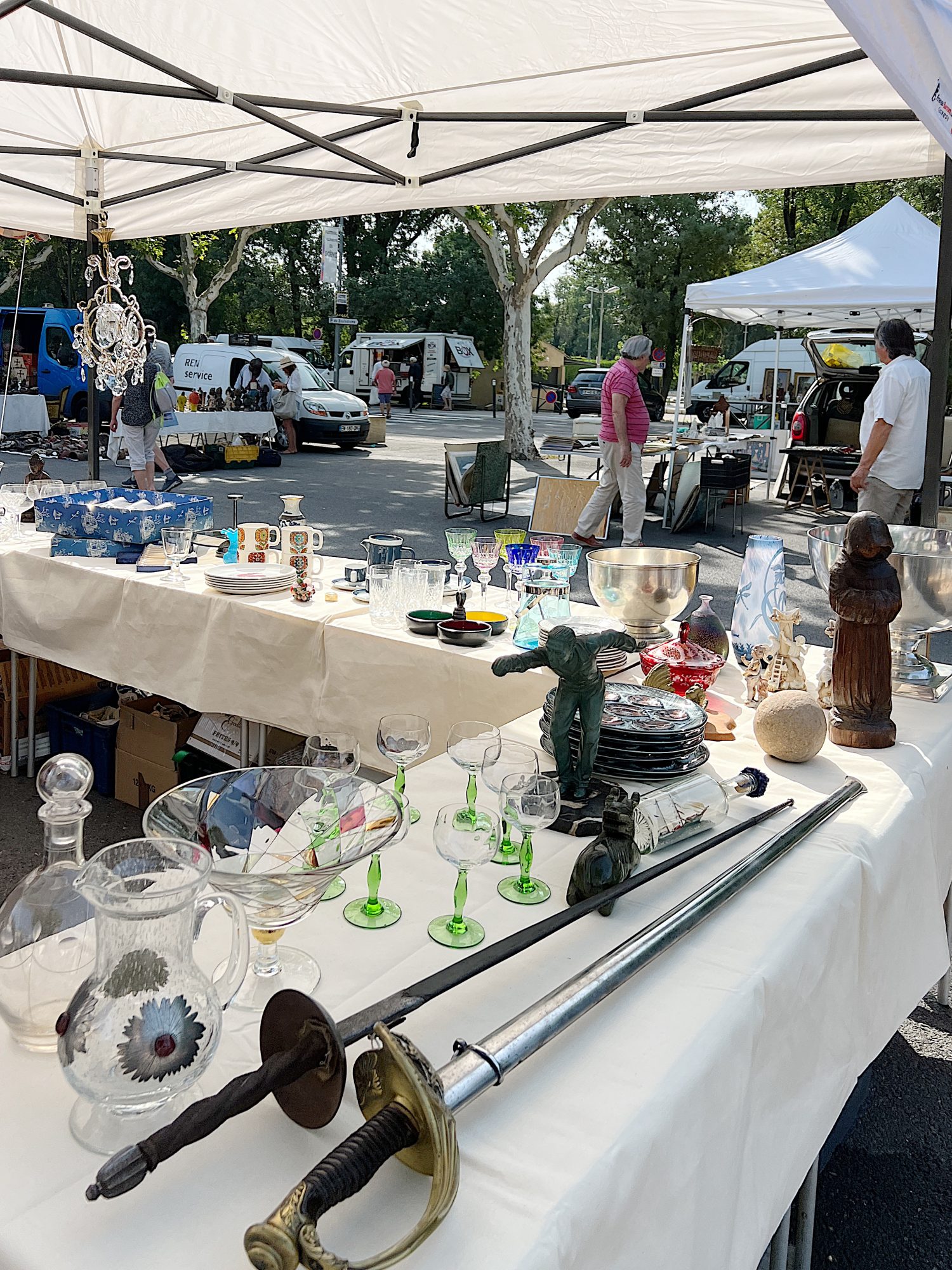 Provence Antique Market