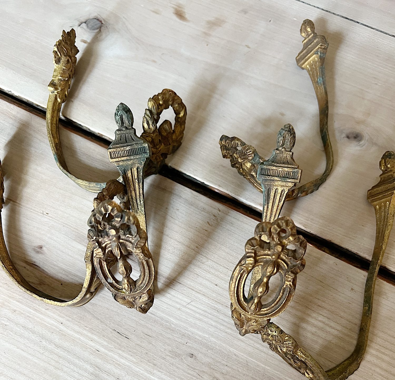 Provence Antique Market Vintage Hooks