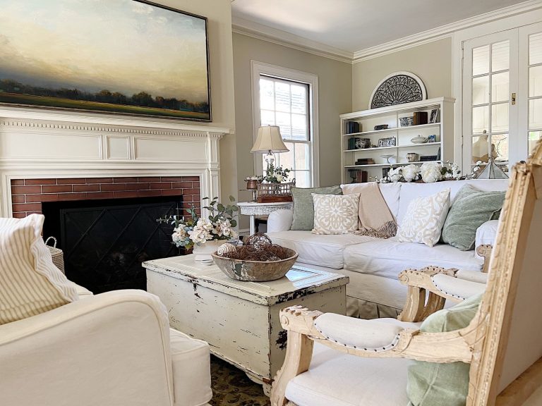 Tips to Decorate a White Living Room for Summer - MY 100 YEAR OLD HOME