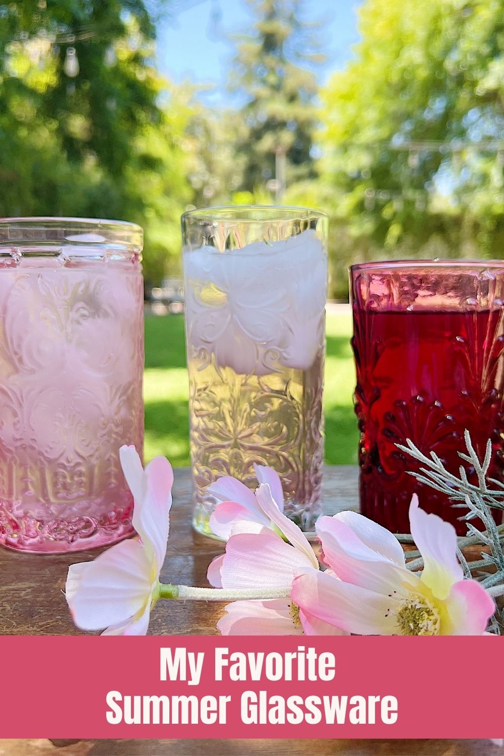 I have collected glassware for years. I have new and vintage glassware and today I am sharing my favorite Summer Glassware.
