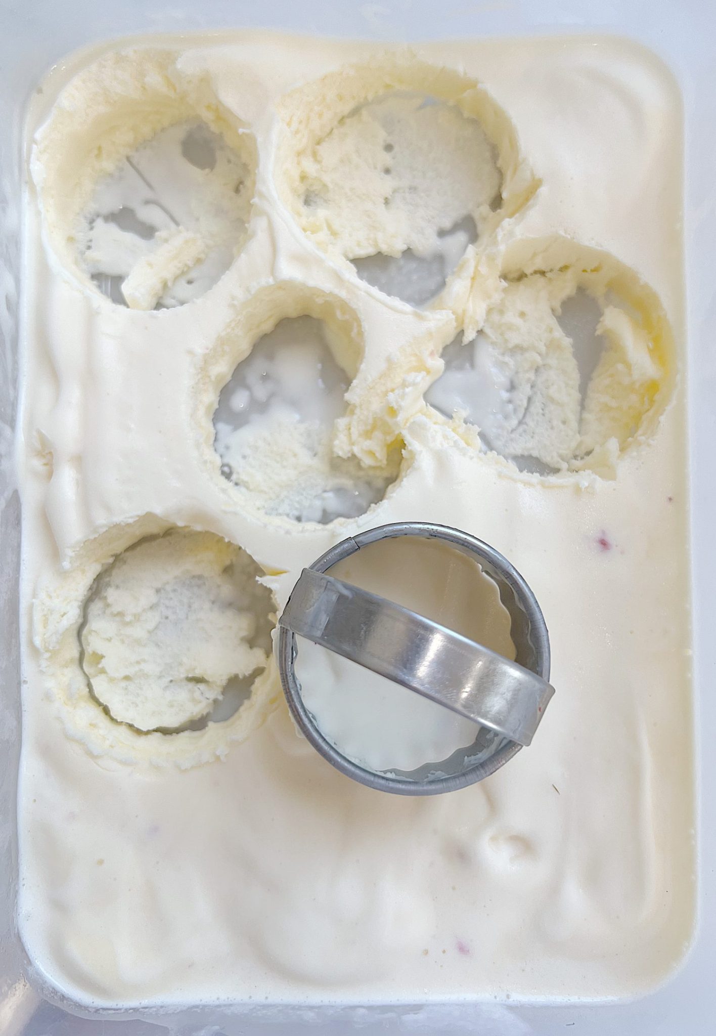 Raspberry Strawberry Shortbread Cookies Ice Cream
