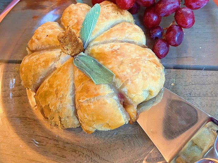 Baked Brie with Jam - MY 100 YEAR OLD HOME