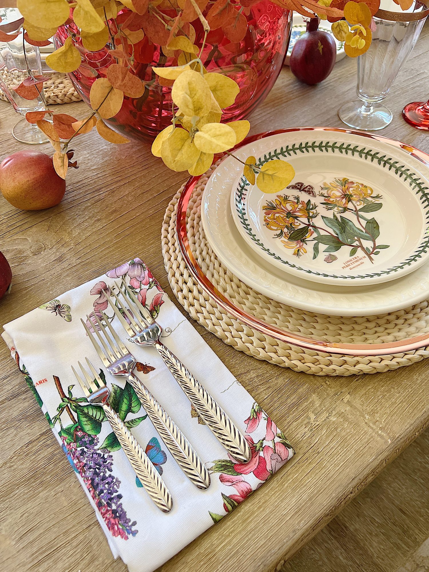 Table for Fall with Portmeirion Botanic Garden