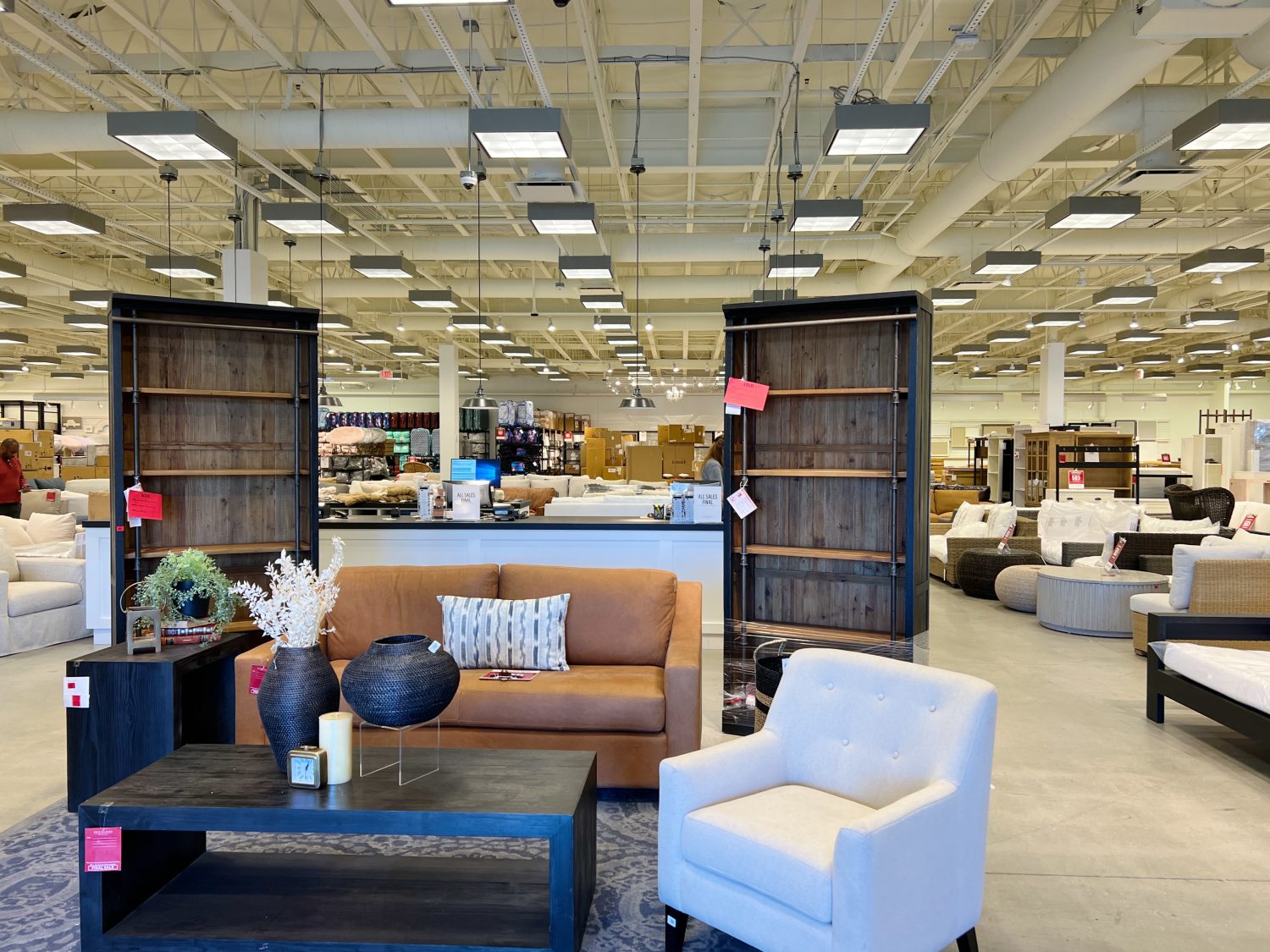 Thrifty Shopper Pottery Barn Outlet Store