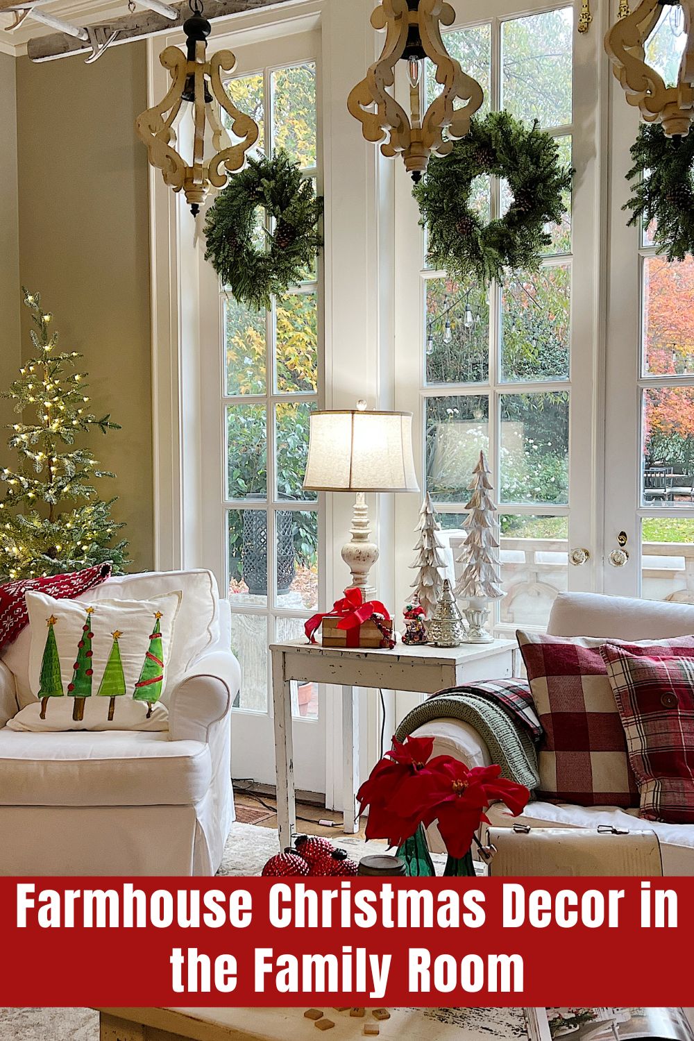 We finished decorating the house and this week I am going to be sharing every room. I love the farmhouse Christmas decor in the family room.