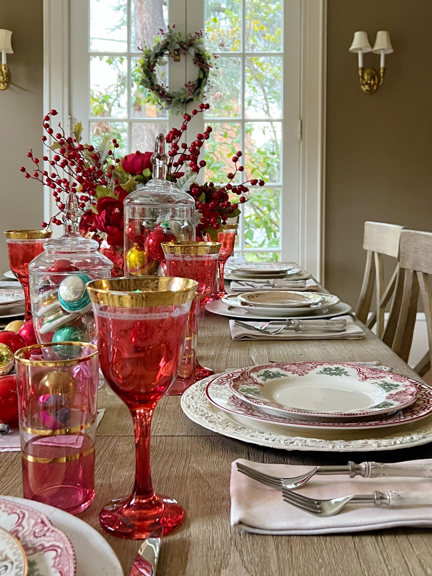A Fun and Colorful Christmas Dining Room