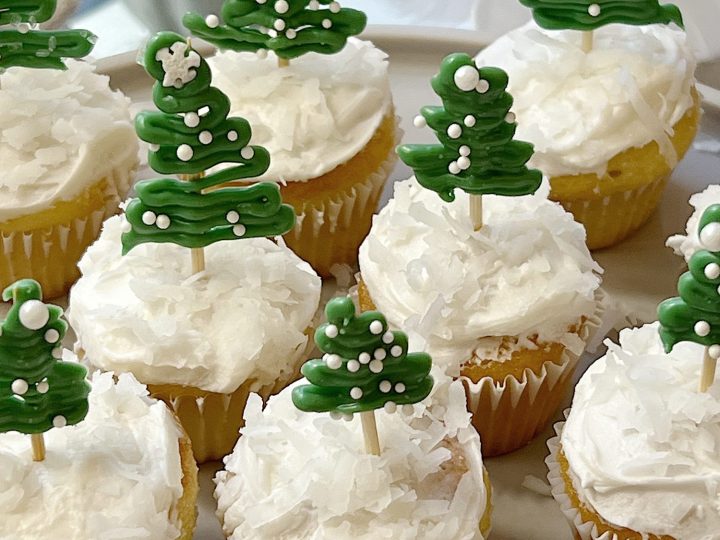 Set of two Wilton Christmas silicone muffin pans. Xmas trees and snowmen.