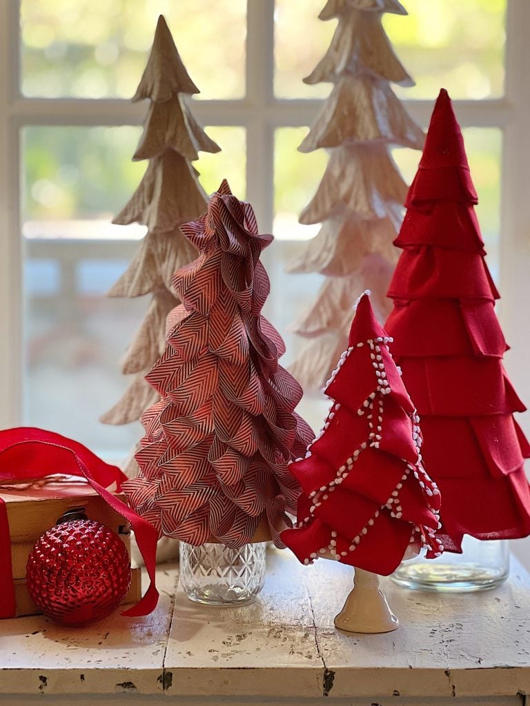 Christmas Tree Ribbon DIY