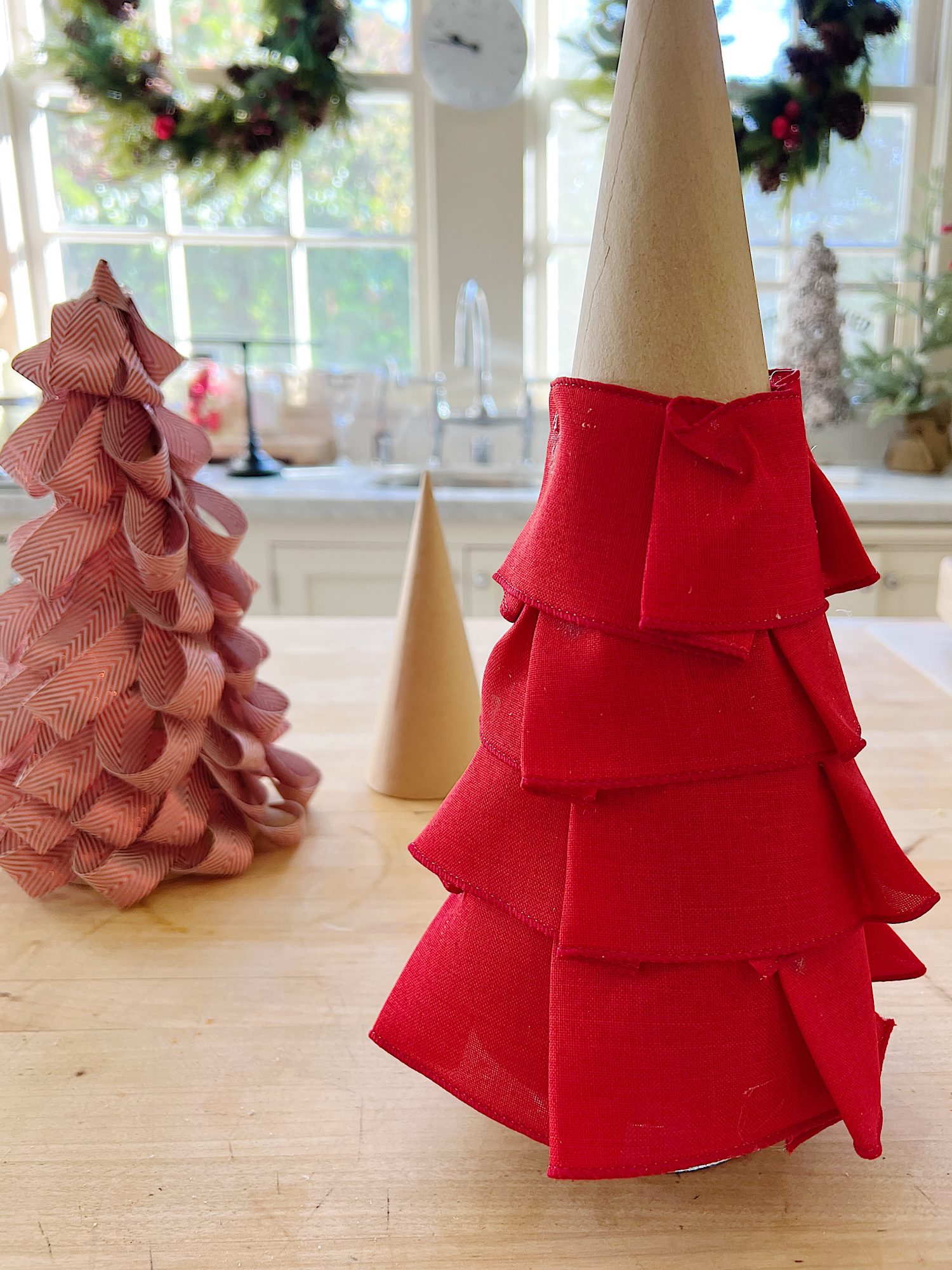 Christmas Tree Ribbon DIY