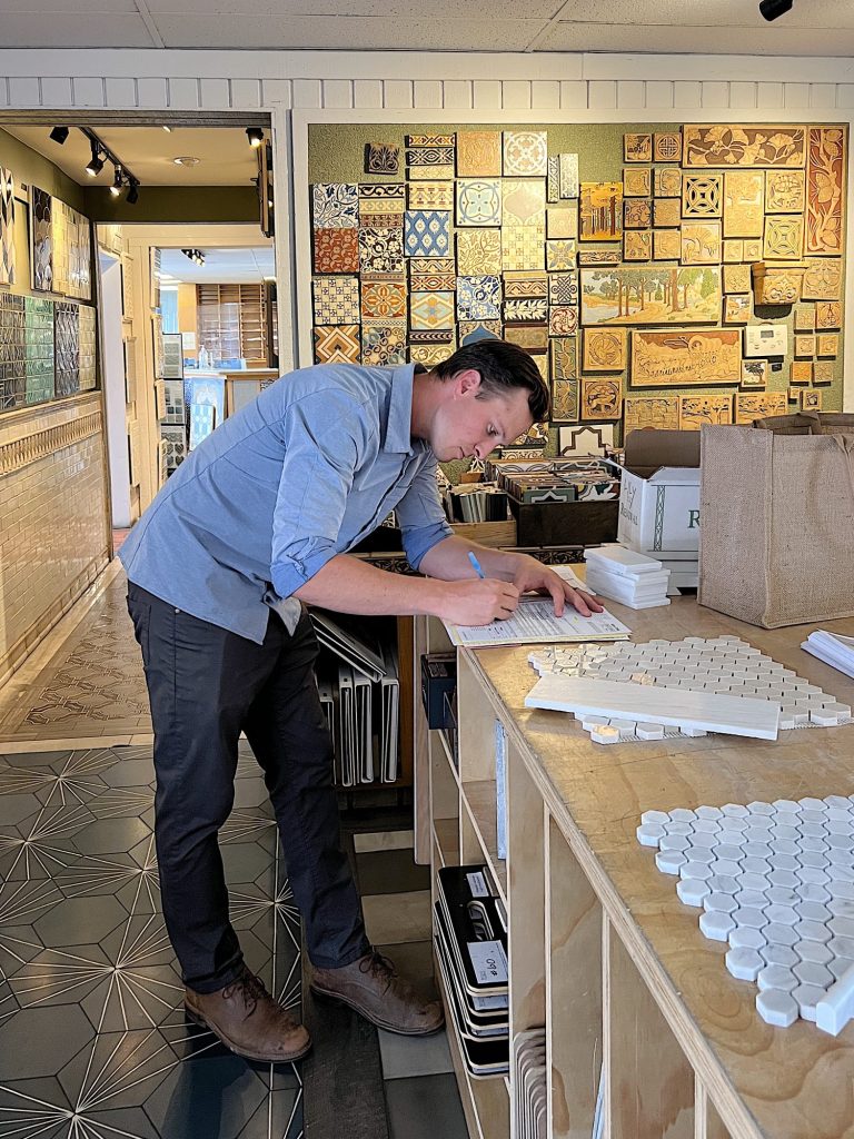 George Adamson from Mission tile West assisting with tile selection