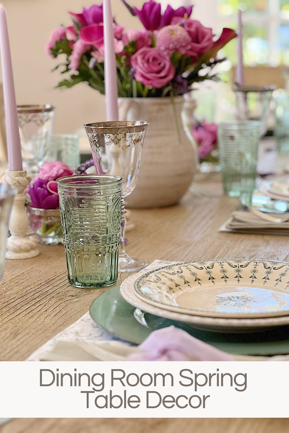 Spring arrived last week and now is the perfect time to freshen up your dining room decor with new colors and decorative items. 