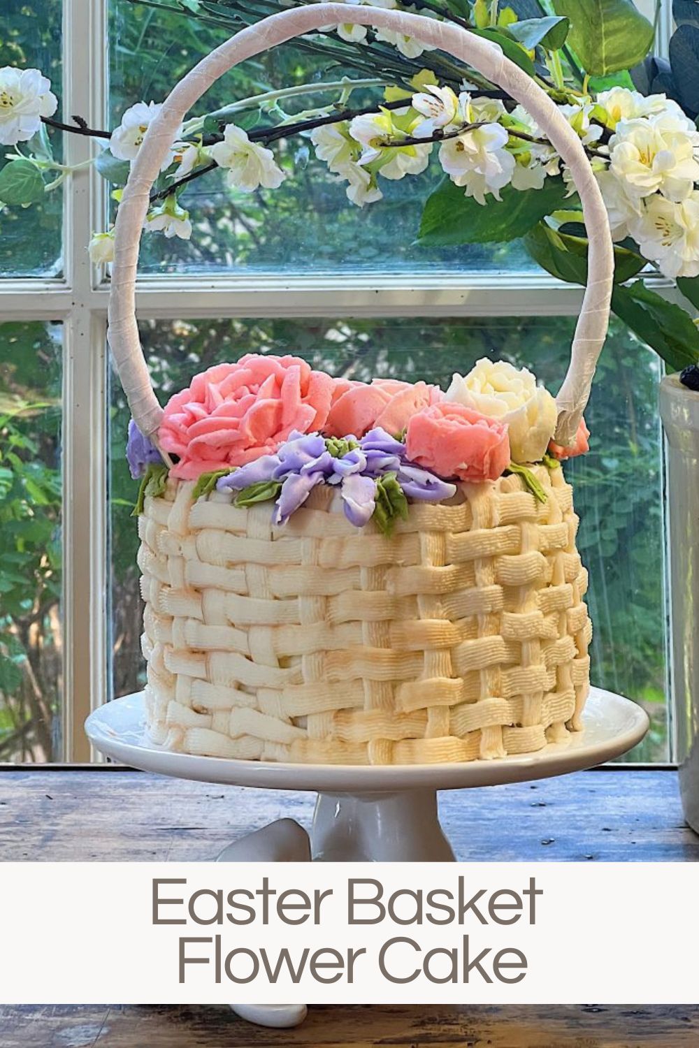 Yes, you read that correctly. Easter basket flower cake. Are you looking for a stunning centerpiece for your Easter table? This is it!  