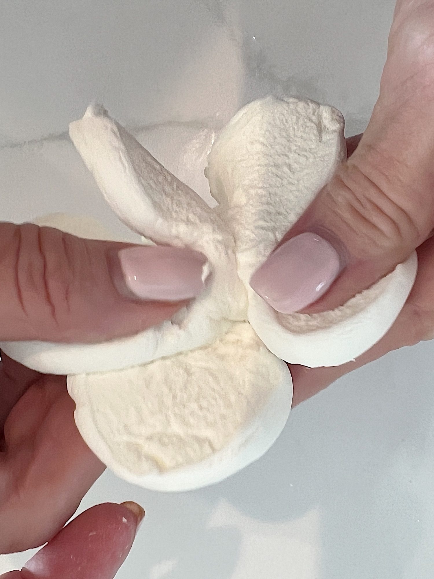 How to cut a marshmallow in to a flower