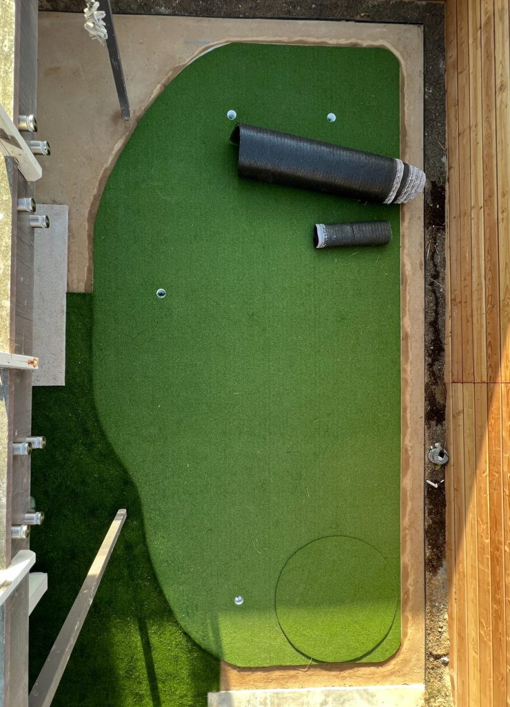 Building a Backyard Putting Green - Thee finished Turf