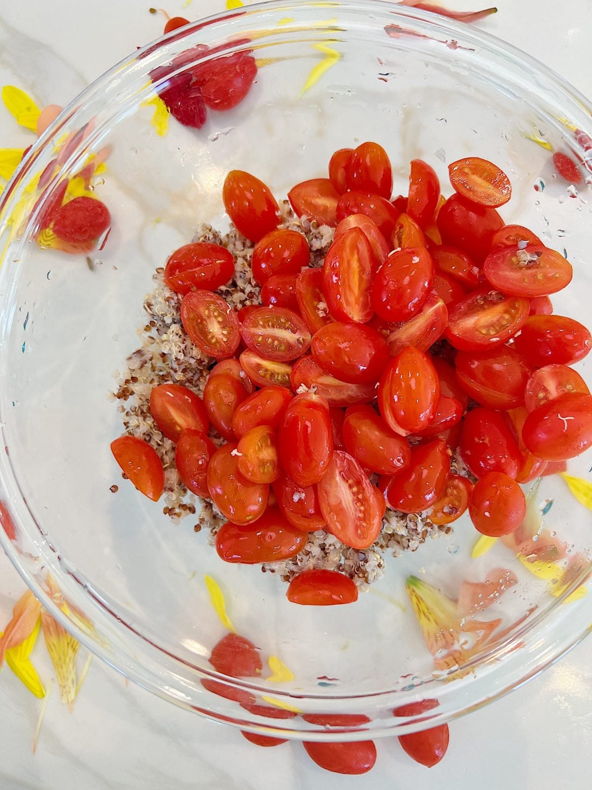 Recipe for Quinoa Salad with Fresh Herbs and Lemon Dressing