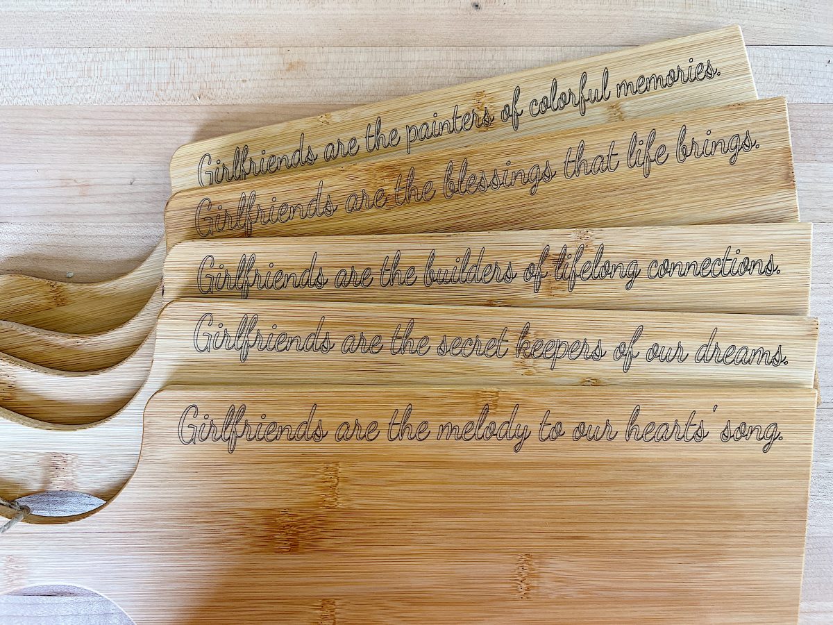 How to use the xTool M1 laser cutter to make a rubber stamp, a wooden key chain, and a gift for girlfriends.