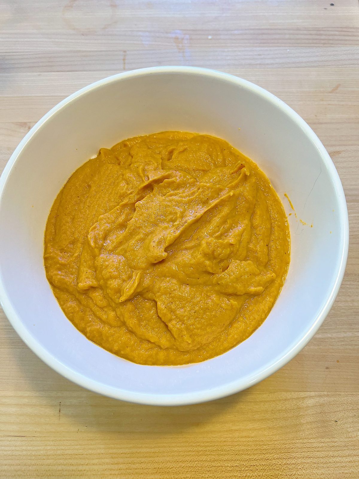 A homemade gingersnap pumpkin trifle recipe with layers of yumminess!
