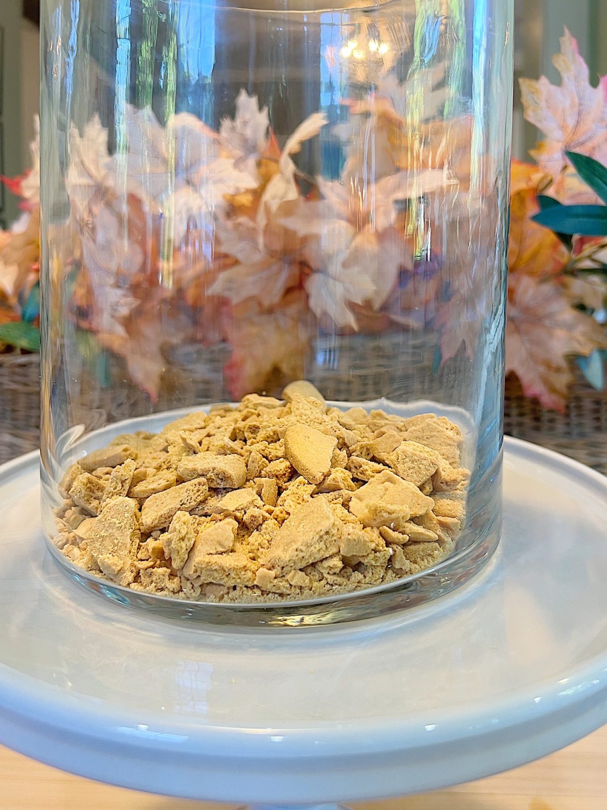A homemade gingersnap pumpkin trifle recipe with layers of yumminess!