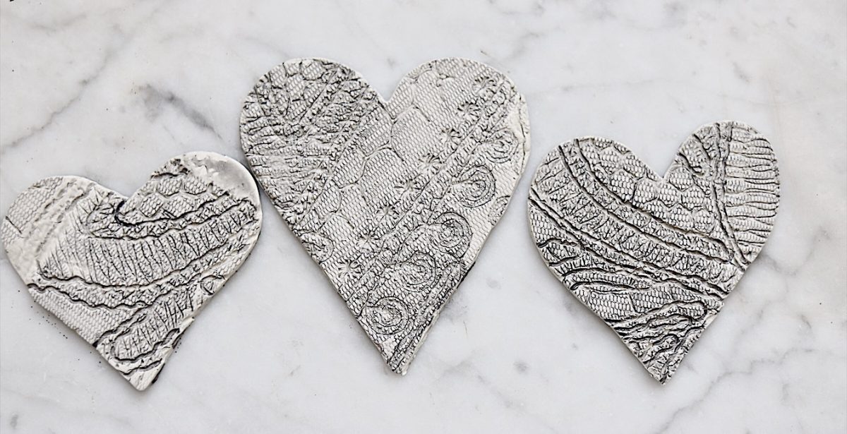 How to make a sliver vintage looking silver locket out of clay