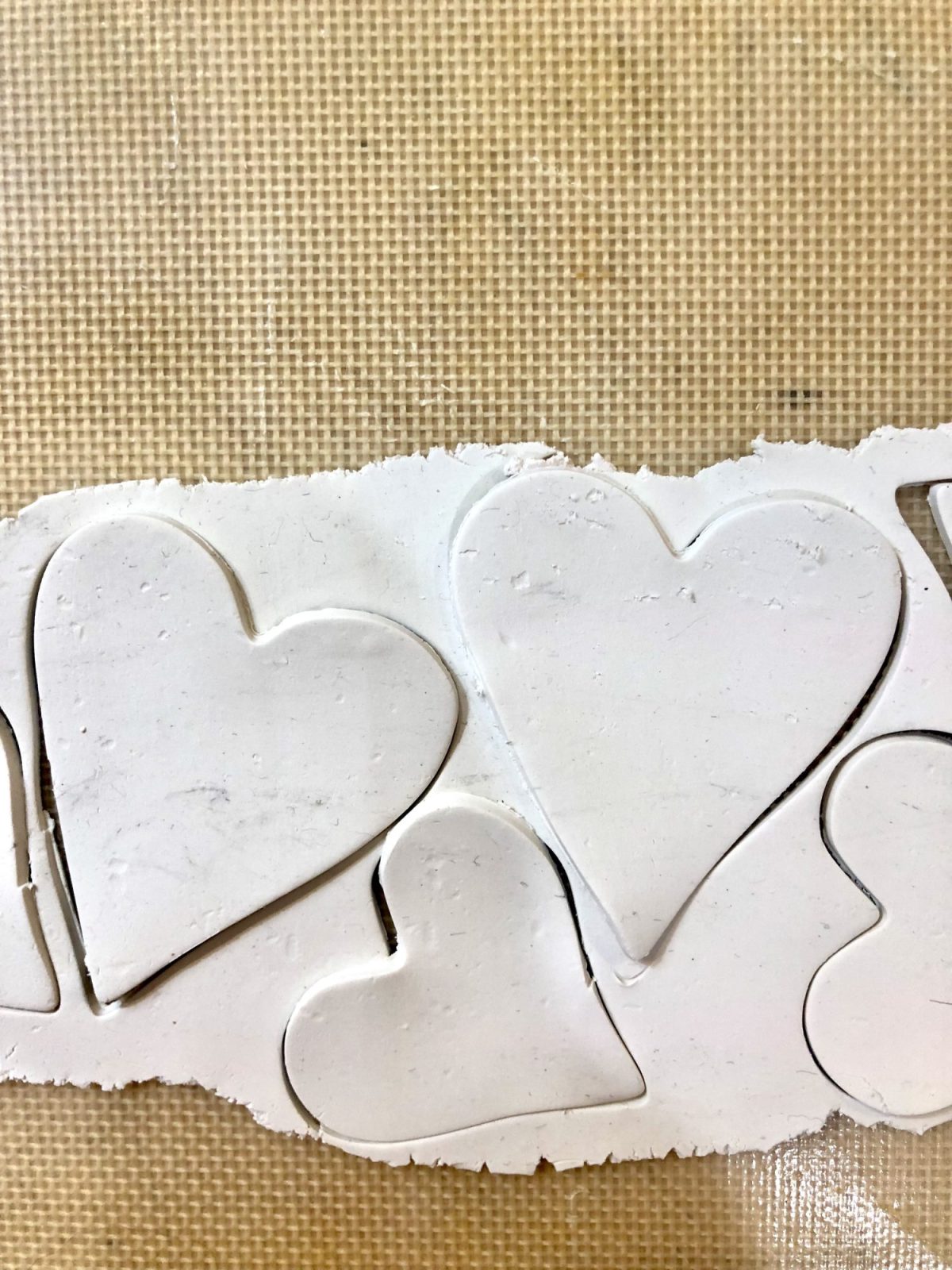 How to make a sliver vintage looking silver locket out of clay