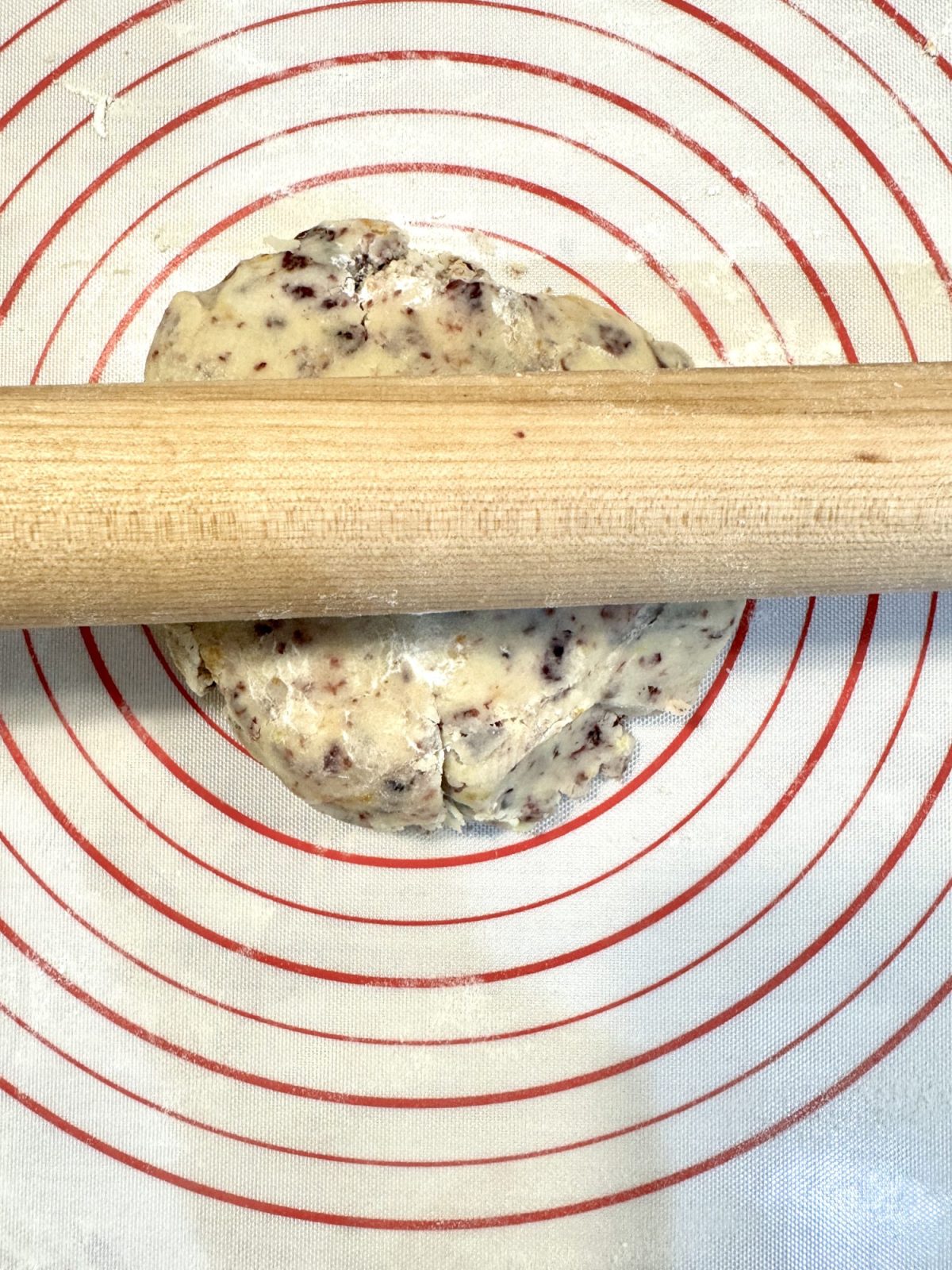 How to make three types of Valentine's Cookie Sticks with shortbread dough.