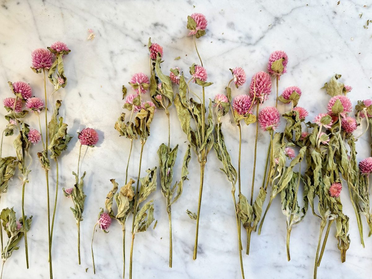 How to Make an Easy Spring Wreath