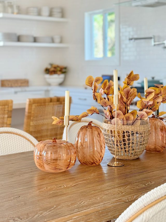 Beach House Décor Ideas for a Coastal Fall Escape MY 100 YEAR OLD HOME