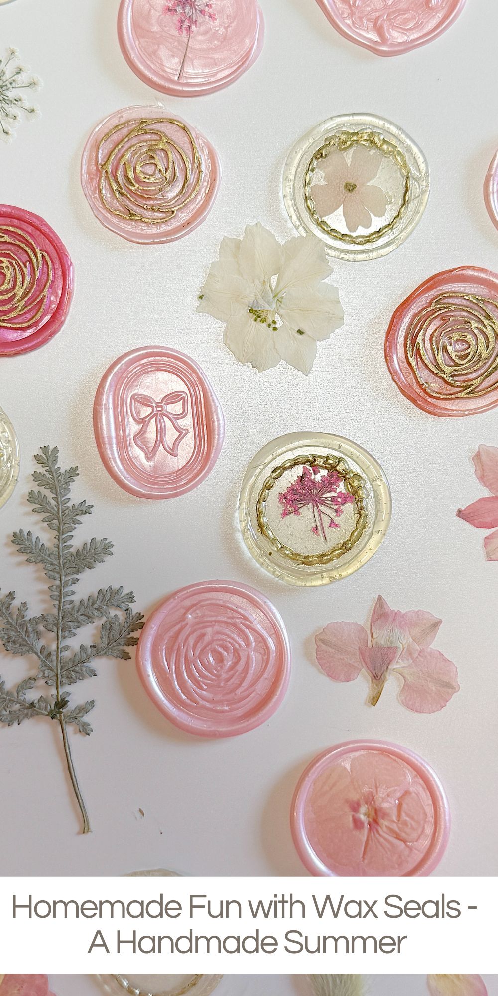 There is something about wax seals that feels timeless, creative, and surprisingly relaxing to make. 