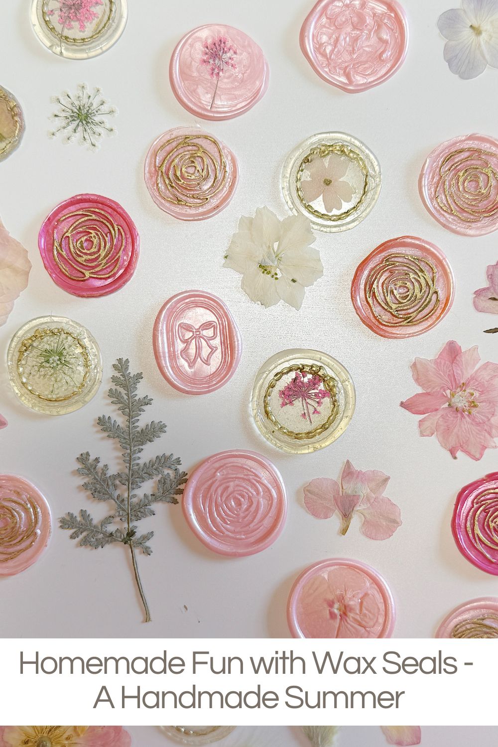 There is something about wax seals that feels timeless, creative, and surprisingly relaxing to make. 